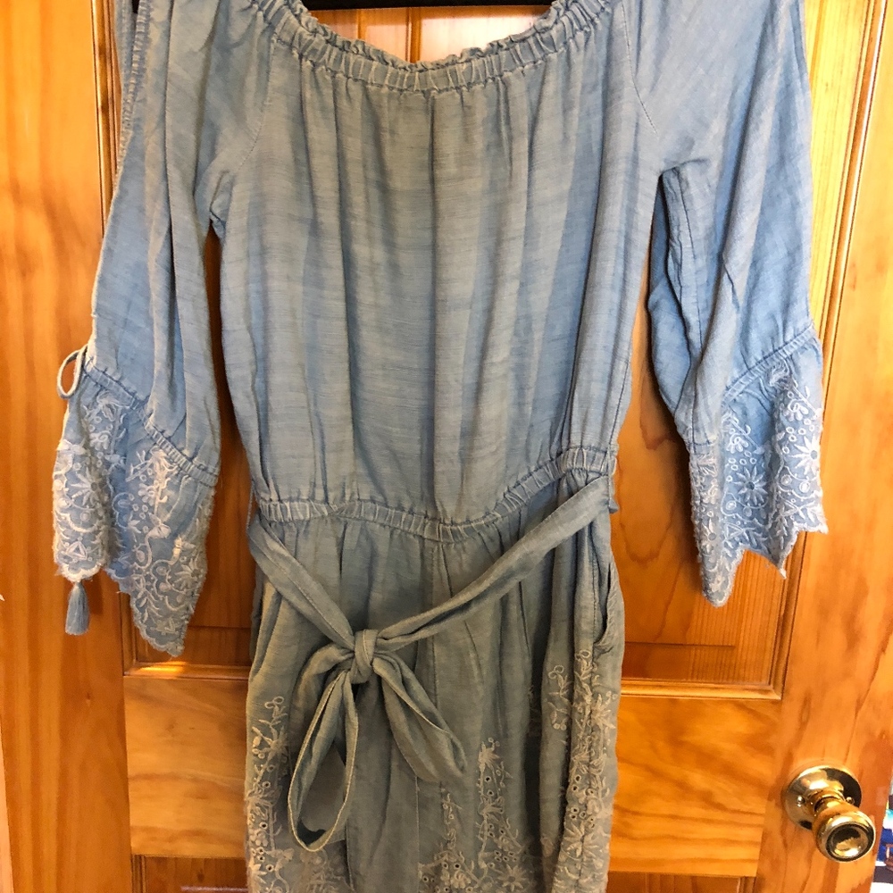 Brand new never worn American Eagle romper!